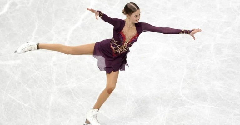 KIMMY REPOND CONVAINCANTE LORS DE SA PREMIÈRE AUX CHAMPIONNATS DU MONDE DANS LE PROGRAMME COURT